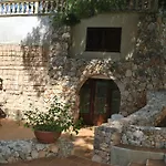 Borgo Console 3*