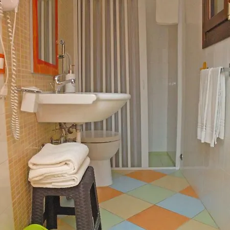 Bed & Breakfast Borgo Console 3*